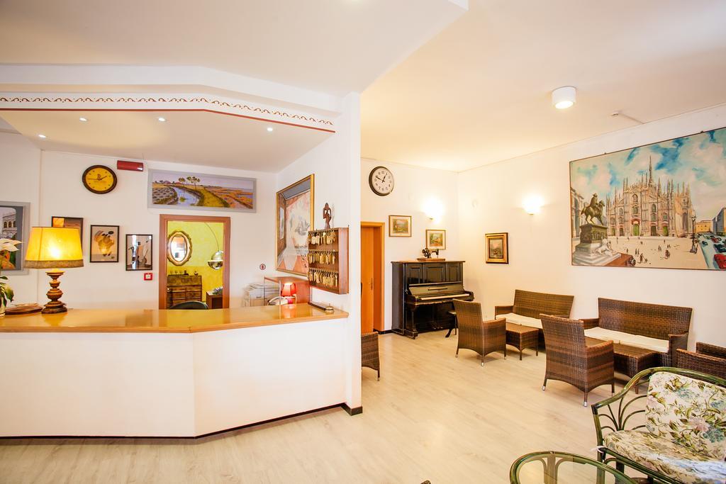 Hotel Canova Лидо ди Йезоло Екстериор снимка